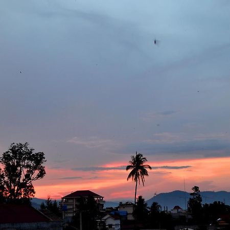 Bird'S Nest Vandrehjem Kampot Eksteriør billede